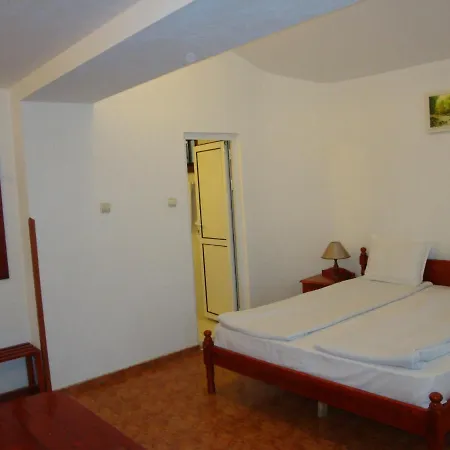 Hotell Family Diana 3*