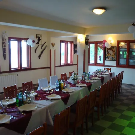 Hotell Family Diana Lyaskovo (Plovdiv)