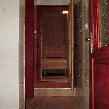 Hotell Family Diana Lyaskovo (Plovdiv)