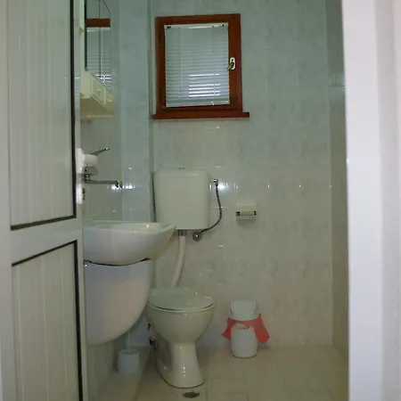 Hotell Family Diana Lyaskovo (Plovdiv)