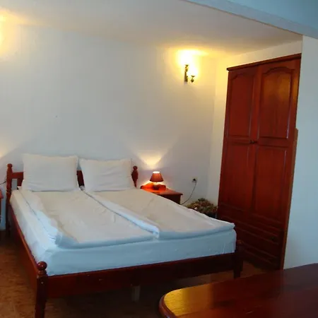 Hotell Family Diana 3*