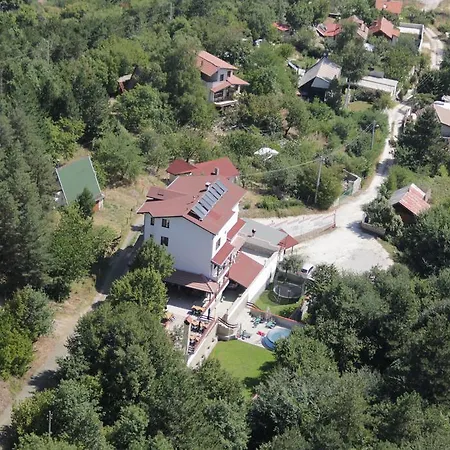 Hotell Family Diana Lyaskovo (Plovdiv)